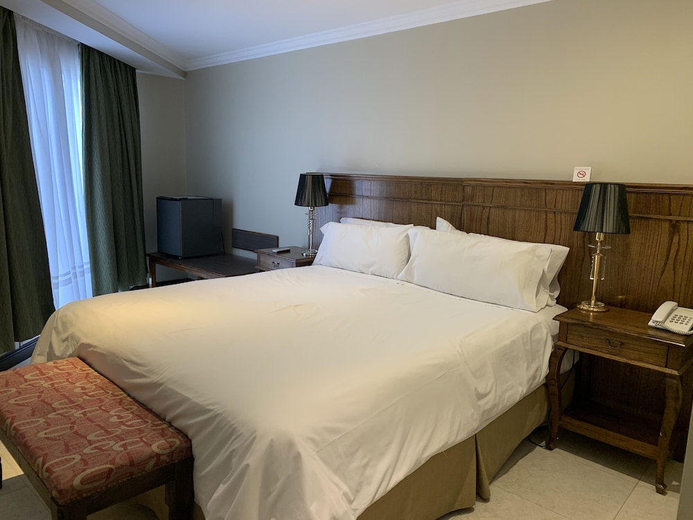 Basic, Double Bed