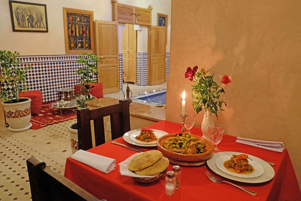 Riad Zanouba 19/27