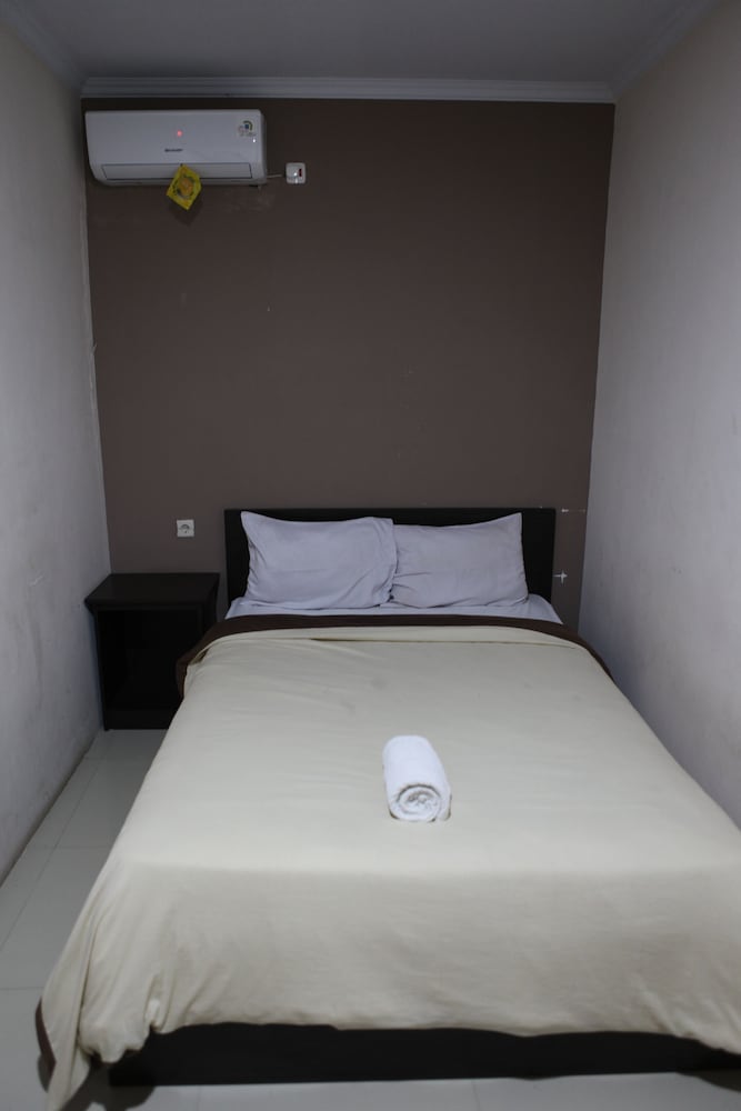 Rahayu Hotel Cirebon 33/60
