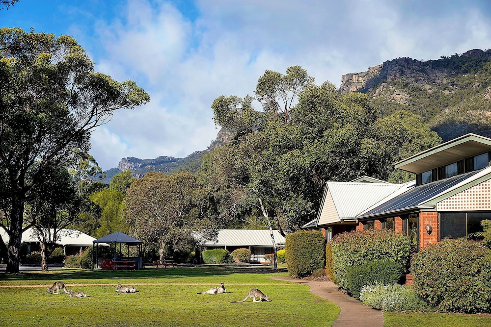 Pinnacle Holiday Lodge 6/52