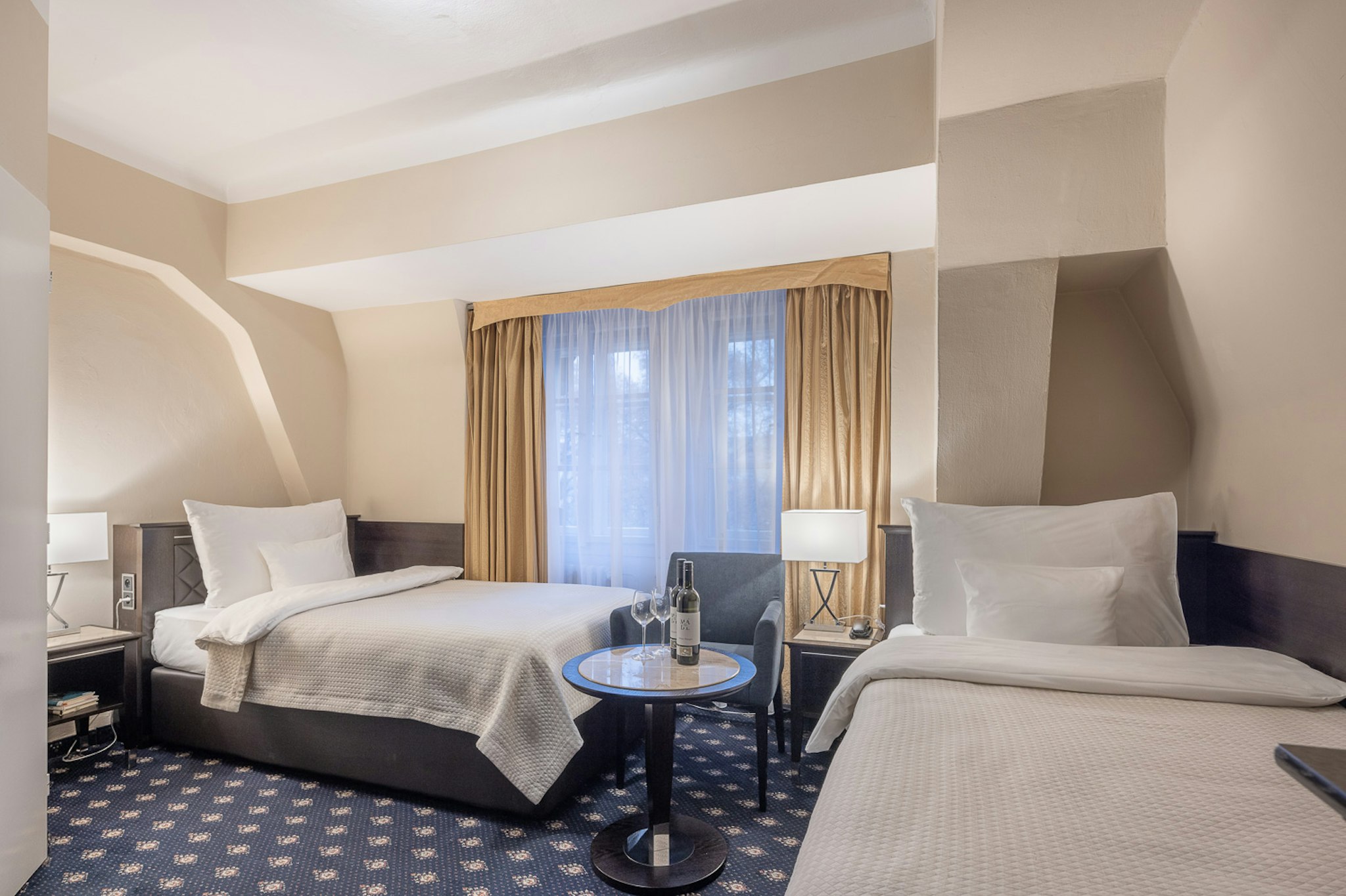 Pytloun Old Armoury Hotel Prague 4/22