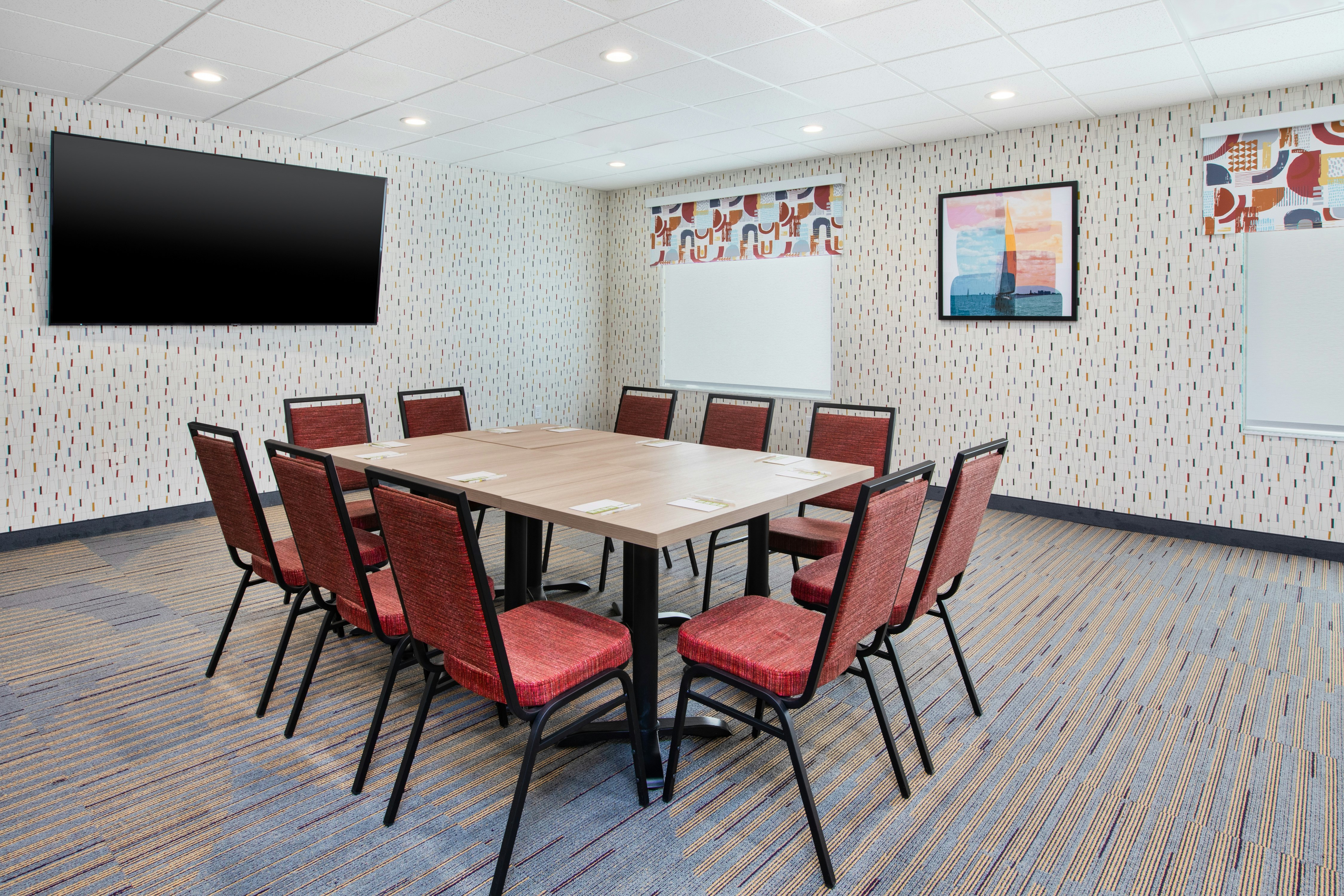 Home2 Suites by Hilton Traverse City 22/26