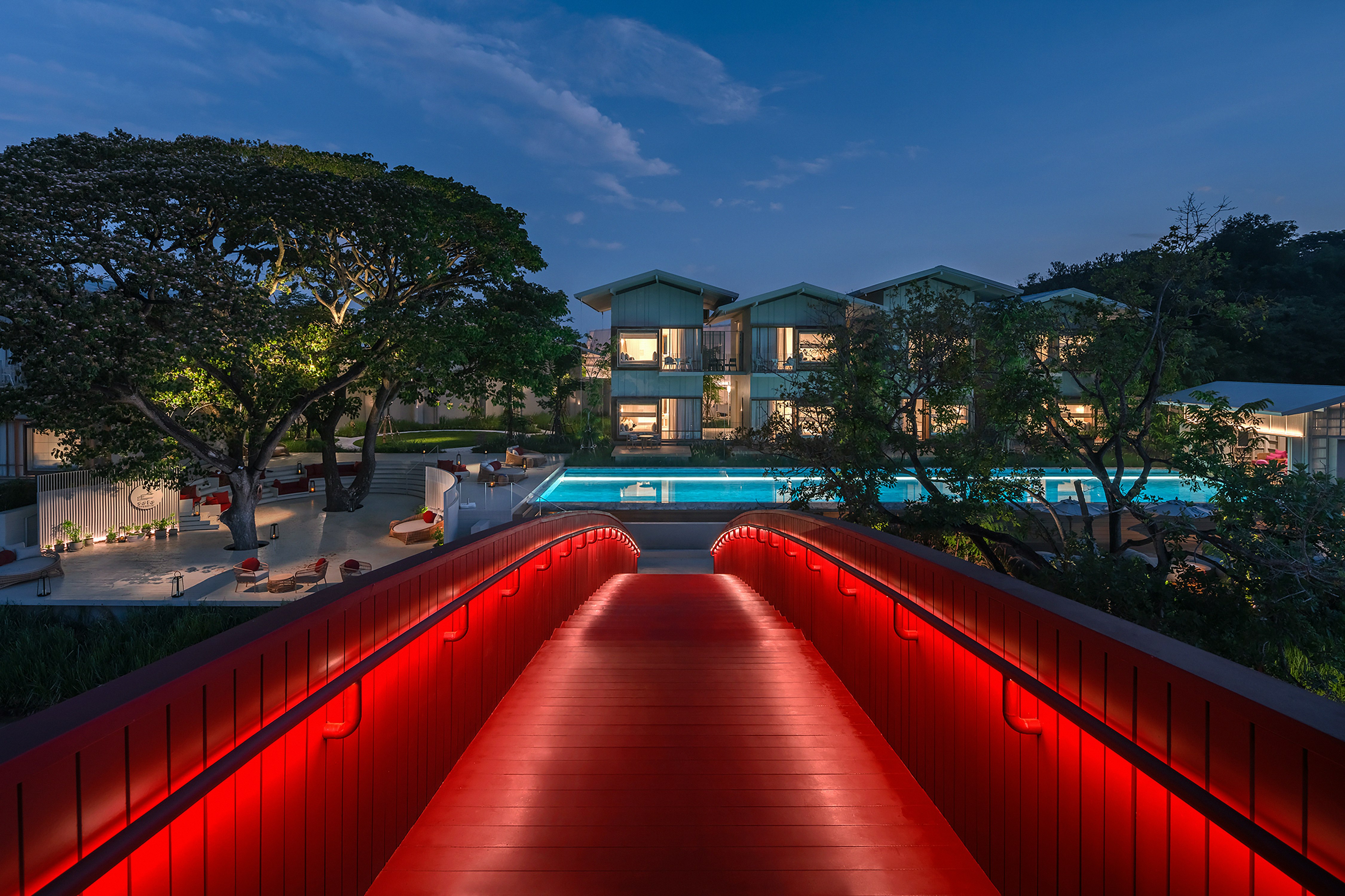 Sala Bang Pa In 20/26