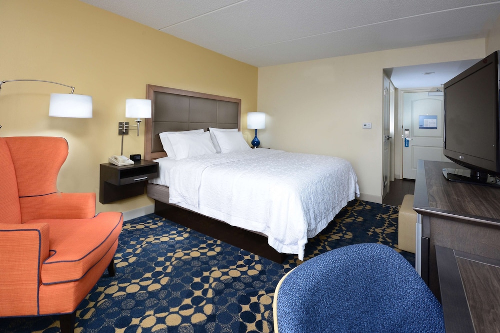Hampton Inn Roxboro 23/47