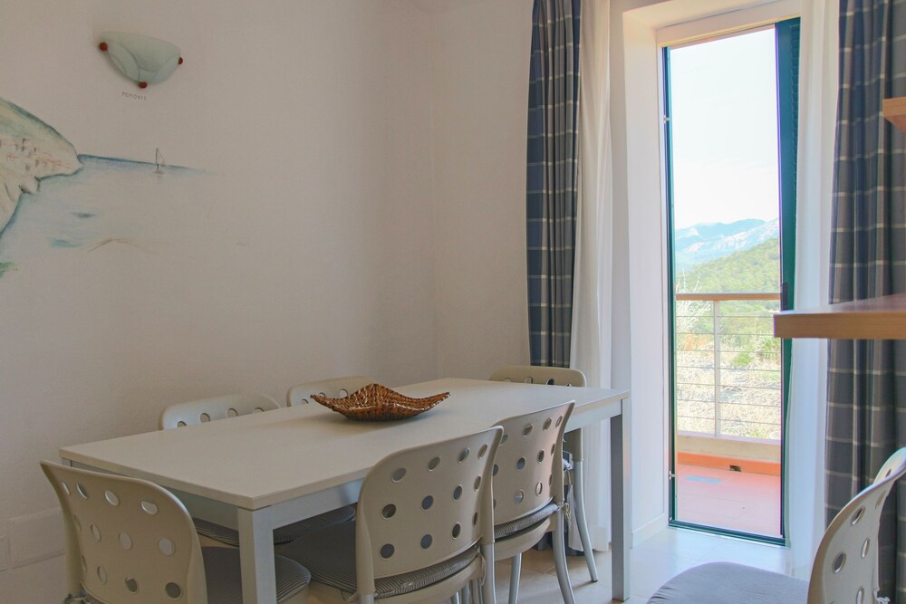 Elba Golf Apartments 46/62