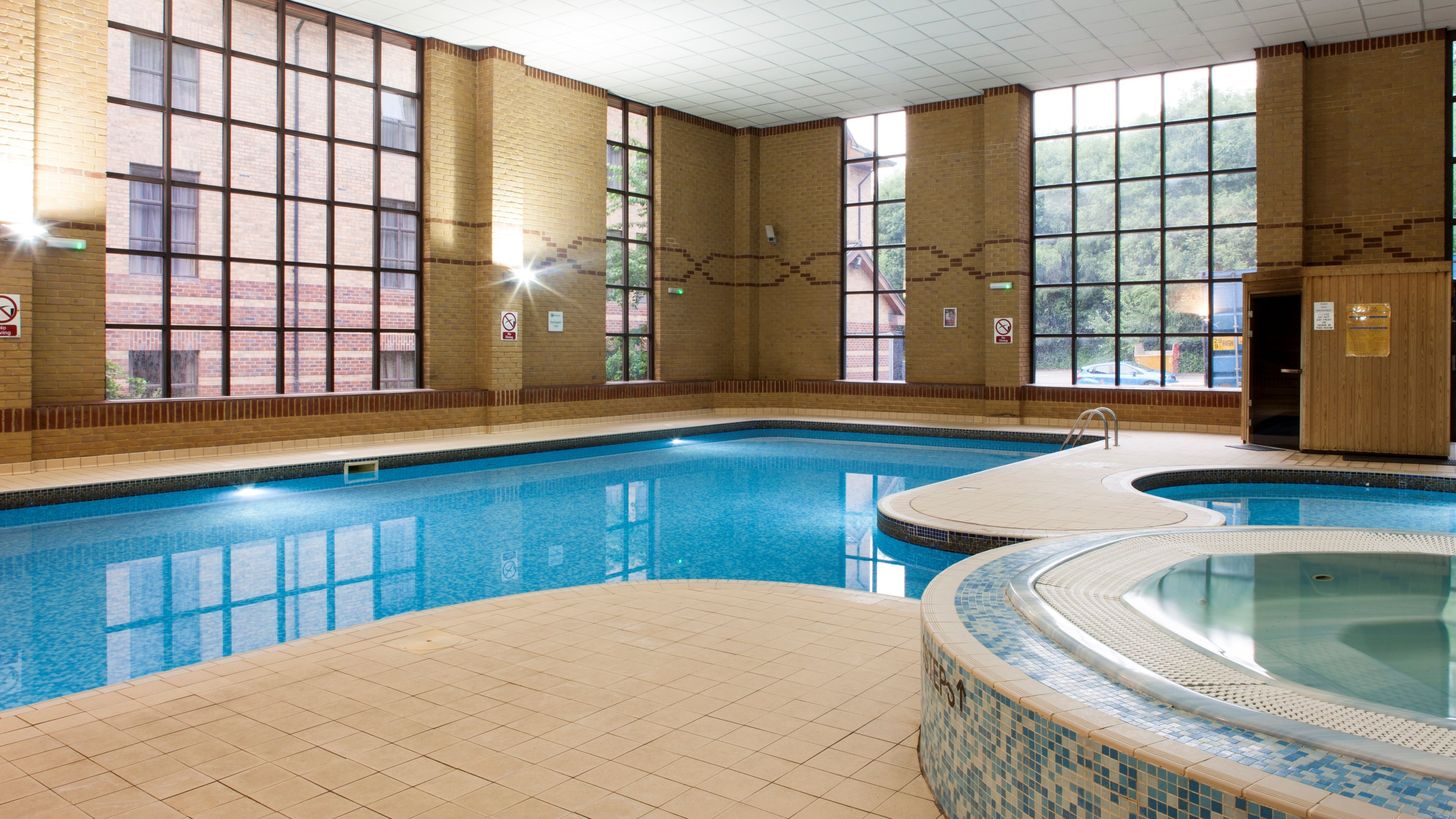 Holiday Inn Rotherham Sheffield 21/50