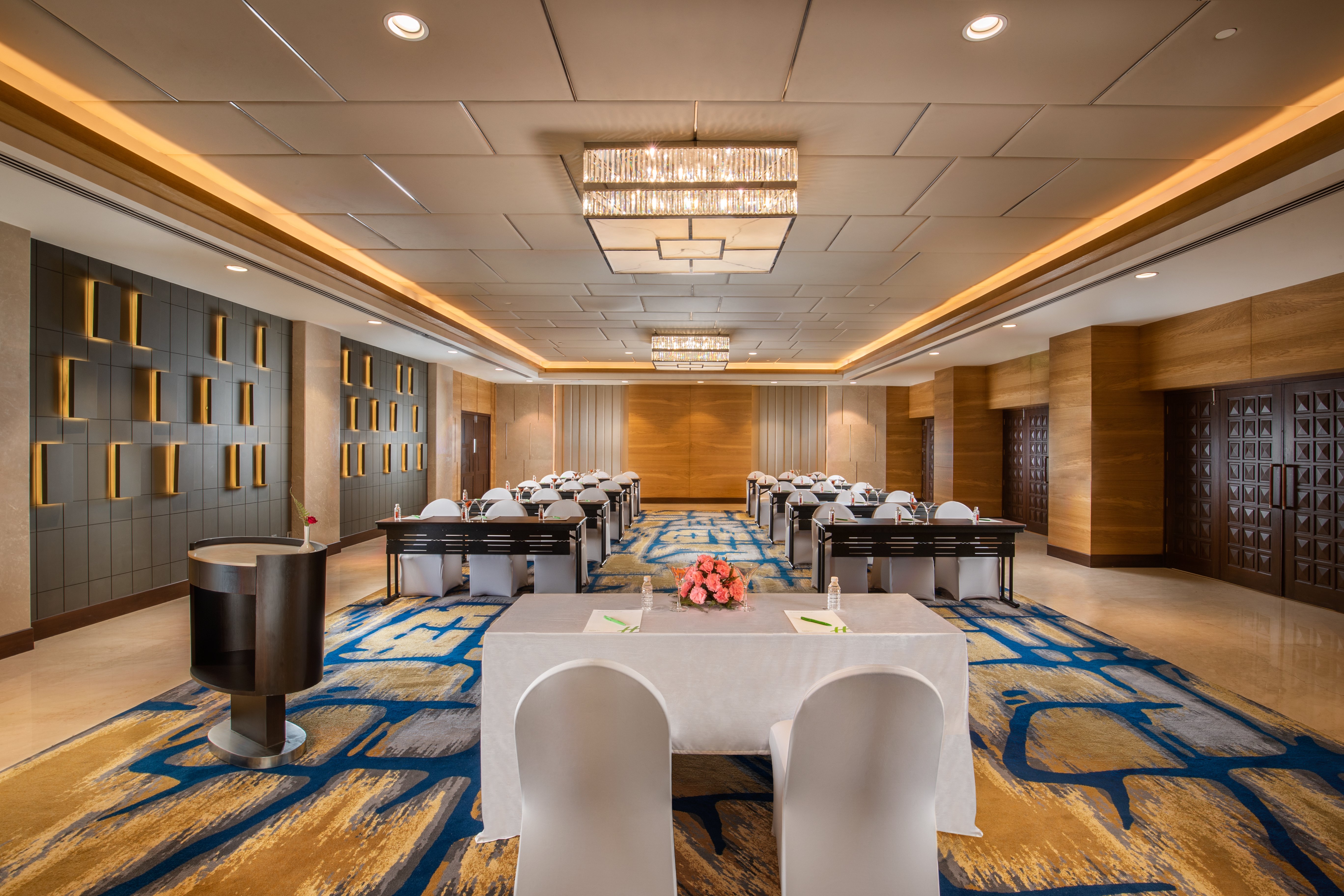 Holiday Inn Agra Mg Road 24/30