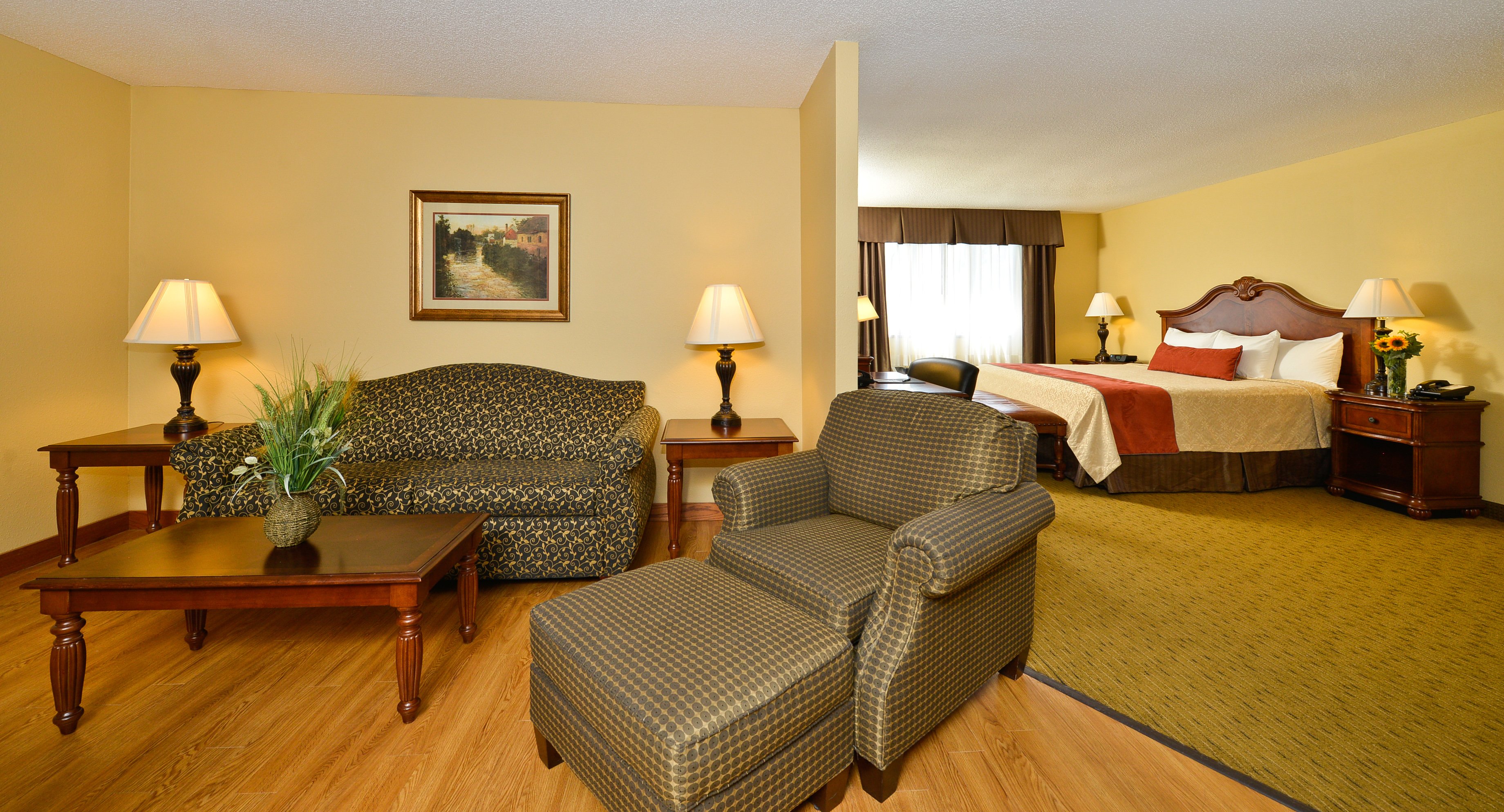 Best Western Plus Dubuque Hotel and Conference Center 17/33