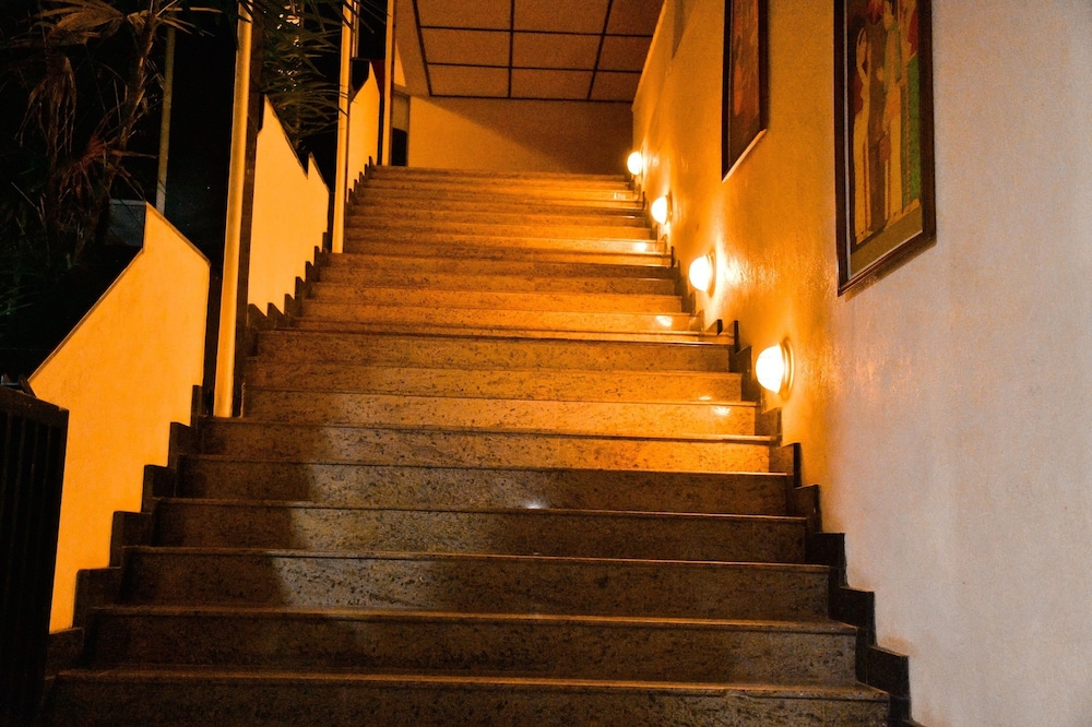 Heritage Hotel 20/50