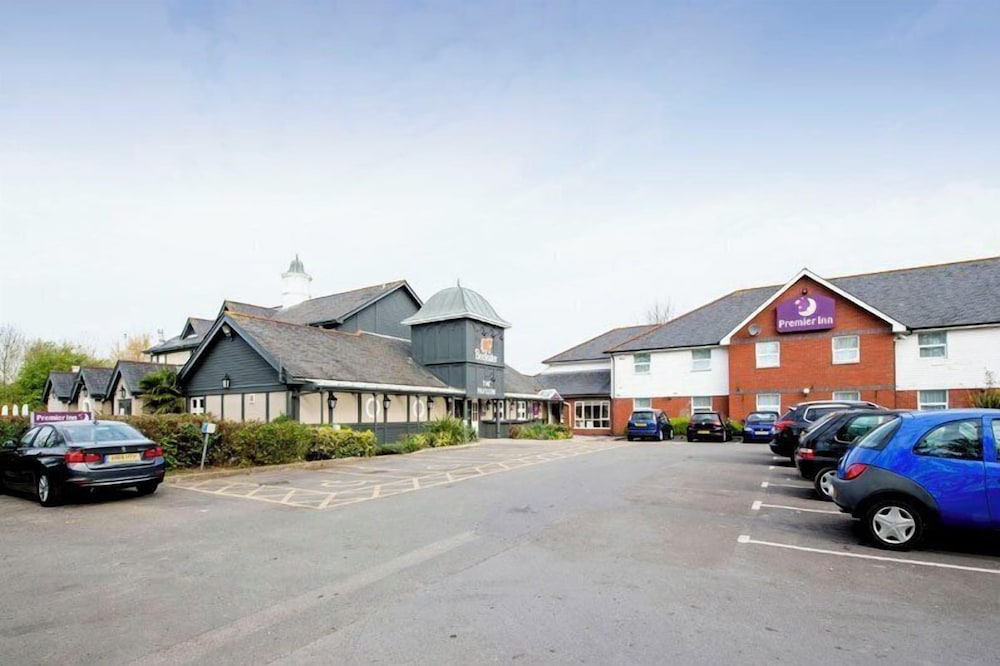 Premier Inn Weston-Super-Mare East (A370) 27/32