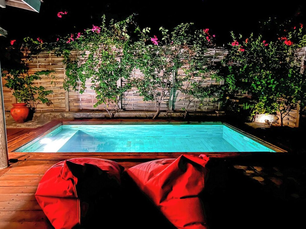 LES VILLAS OTTALIA GILI MENO 32/50