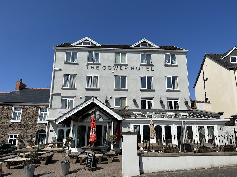 The Gower Hotel 3/35