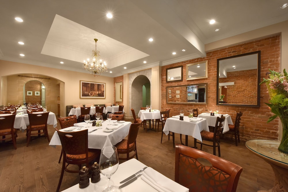 Auberge Bonaparte 44/60