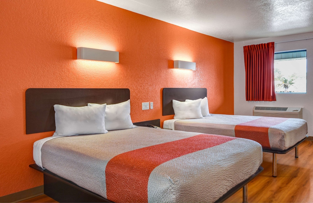 Motel6 Moultrie, GA 22/62