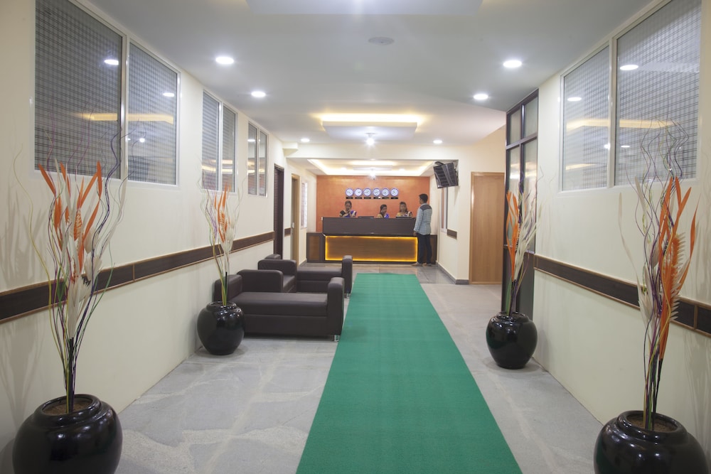 Tranzotel Bangalore Airport Hotel 28/47
