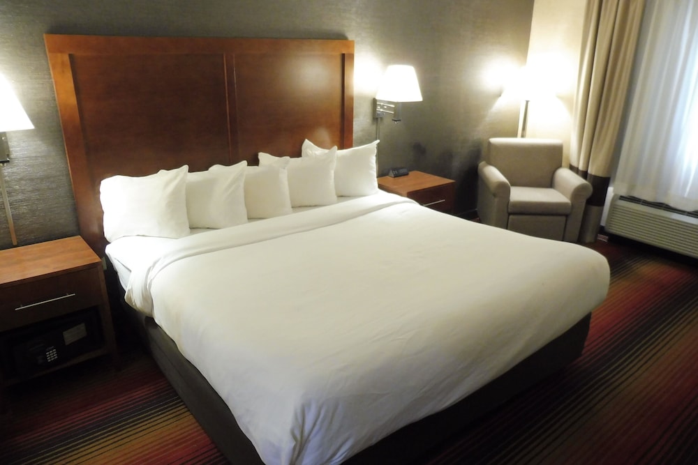 Red Roof Inn Fairfield 12/20