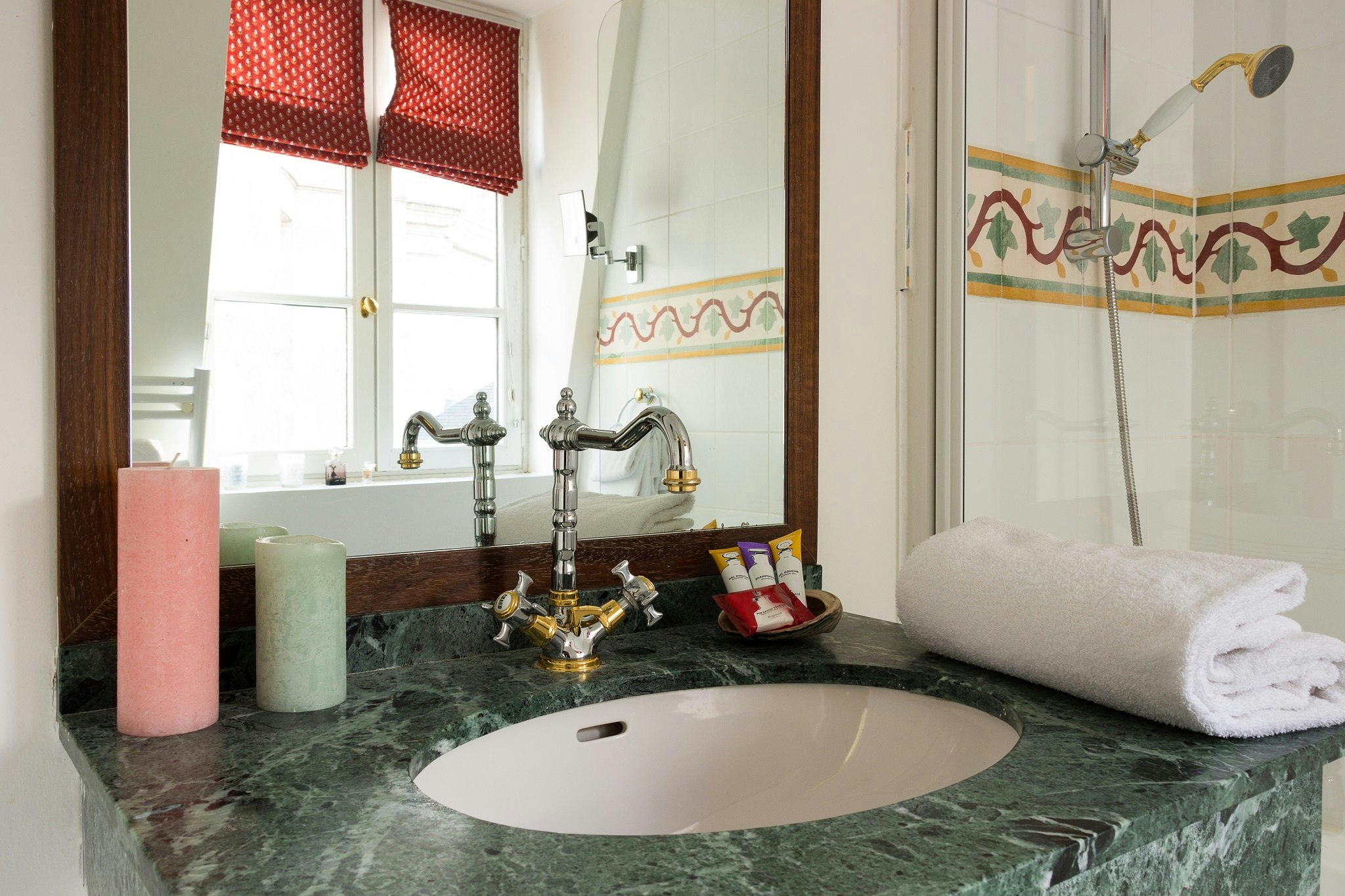 Hotel Relais Saint Sulpice 50/53