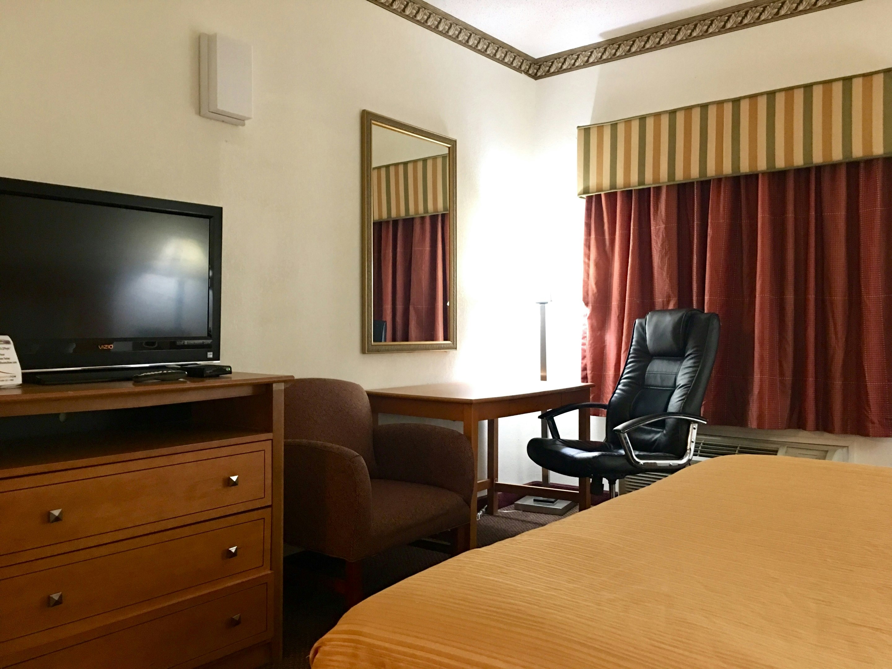 Red Carpet Inn Chambersburg 21/23