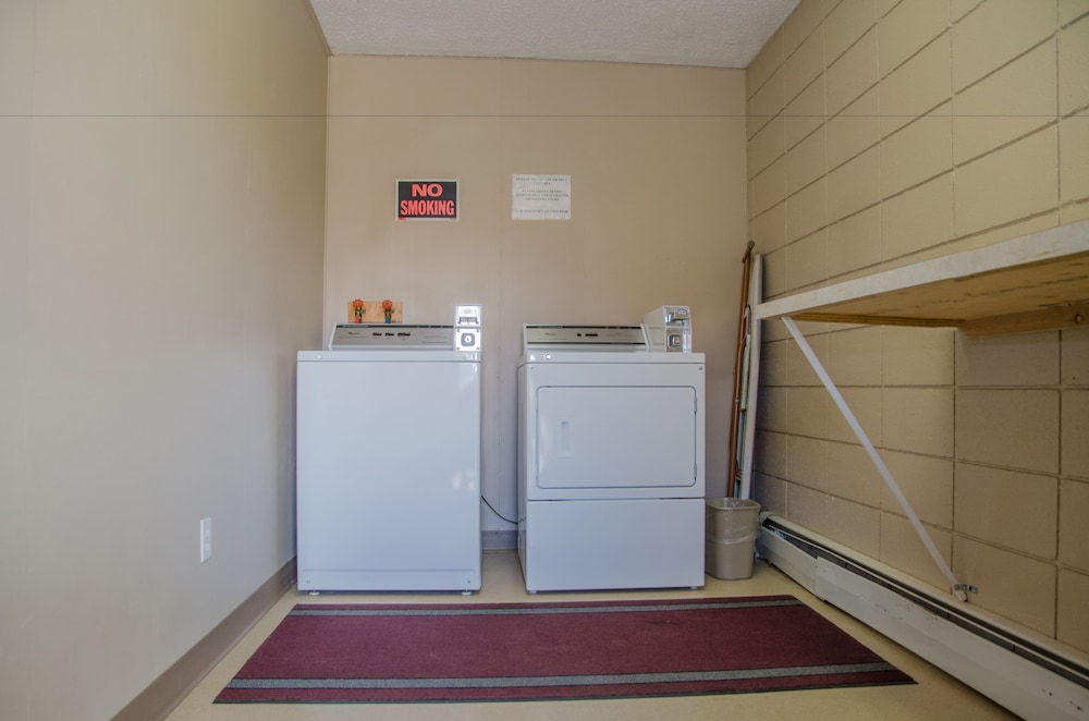 Plains Motel 12/45