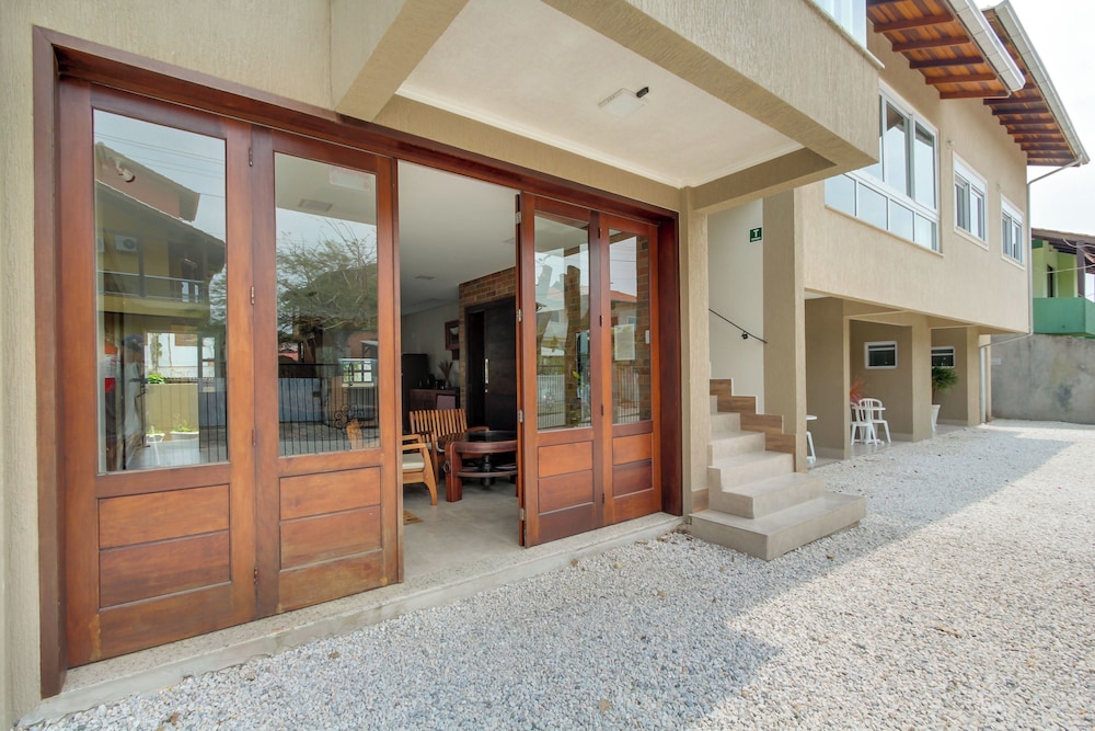Residencial Casa Flora 3/50