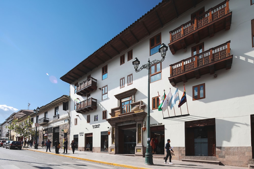 San Agustin El Dorado in CUZCO