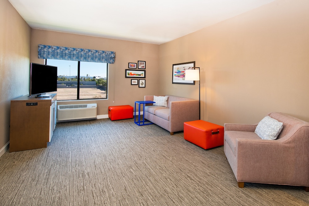 Hampton Inn Phoenix Airport North 34/53