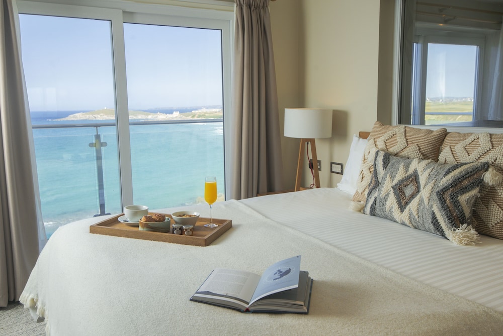 Suite, Sea View