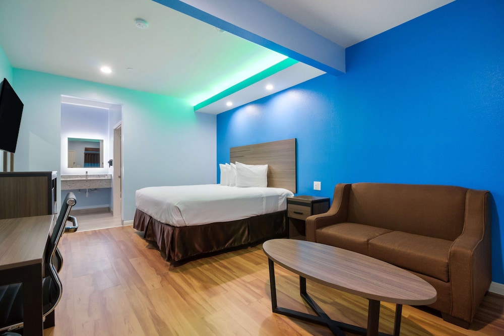 Americas Best Value Inn Aldine Westfield 26/33