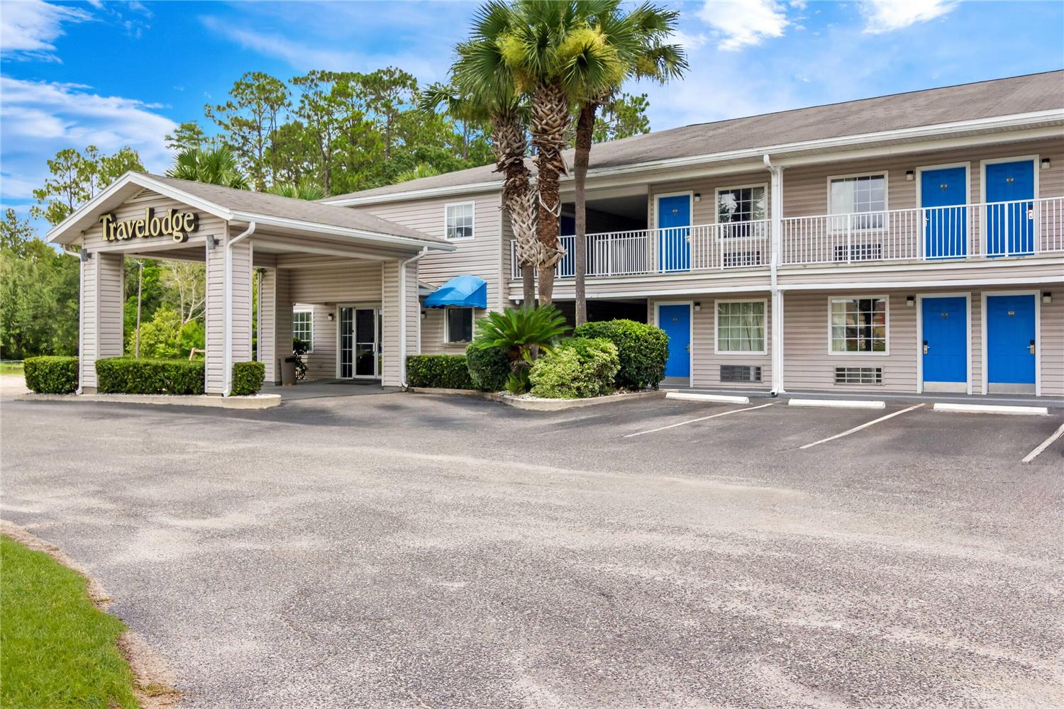Travelodge Suites by Wyndham MacClenny 9/17