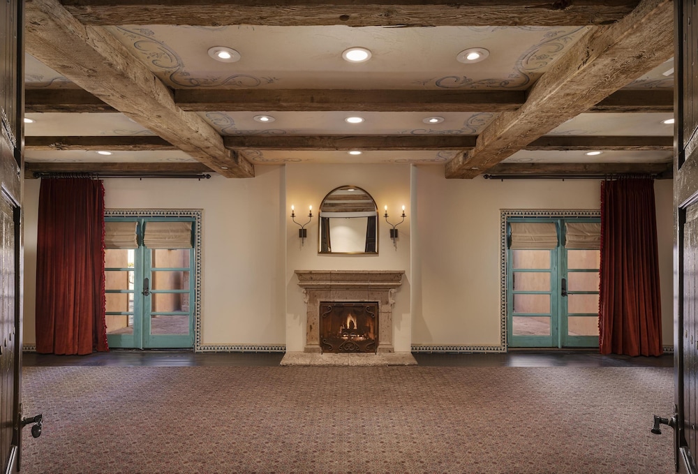 Royal Palms Resort And Spa In the Unbound Collection By Hyatt Formerly Royal Palms Resort And Spa 11/76