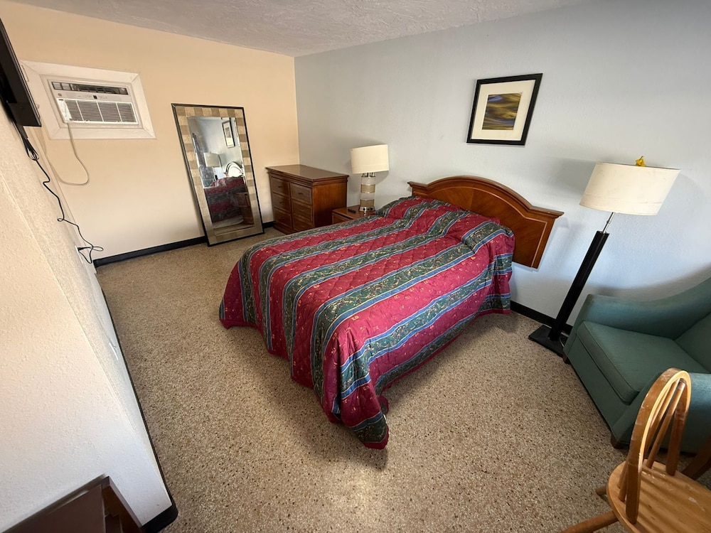 Room at Cross City Motel by Hotel O US 19, Cross