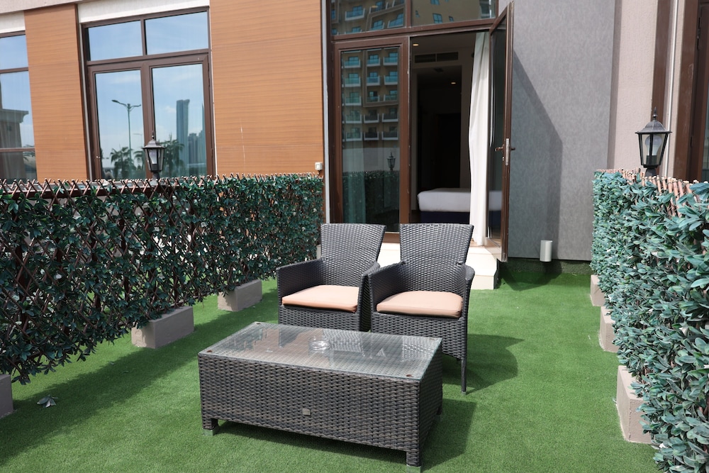 Kingsgate Al Jadaf by Millennium Hotels 40/44