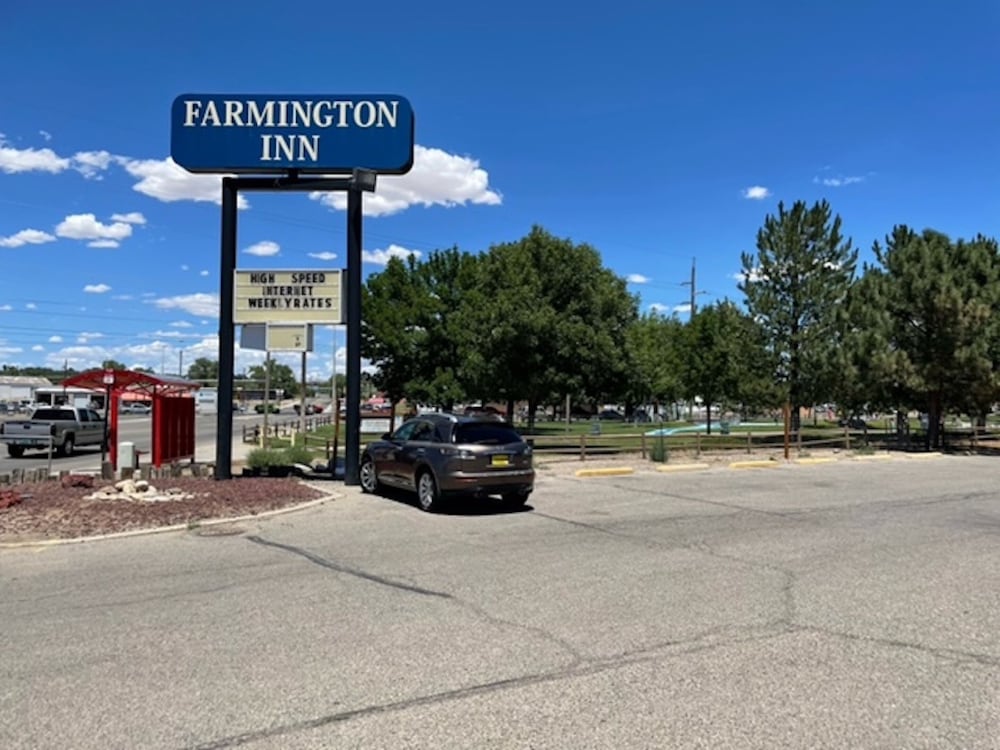 Days Inn by Wyndham Farmington NM thumb 4