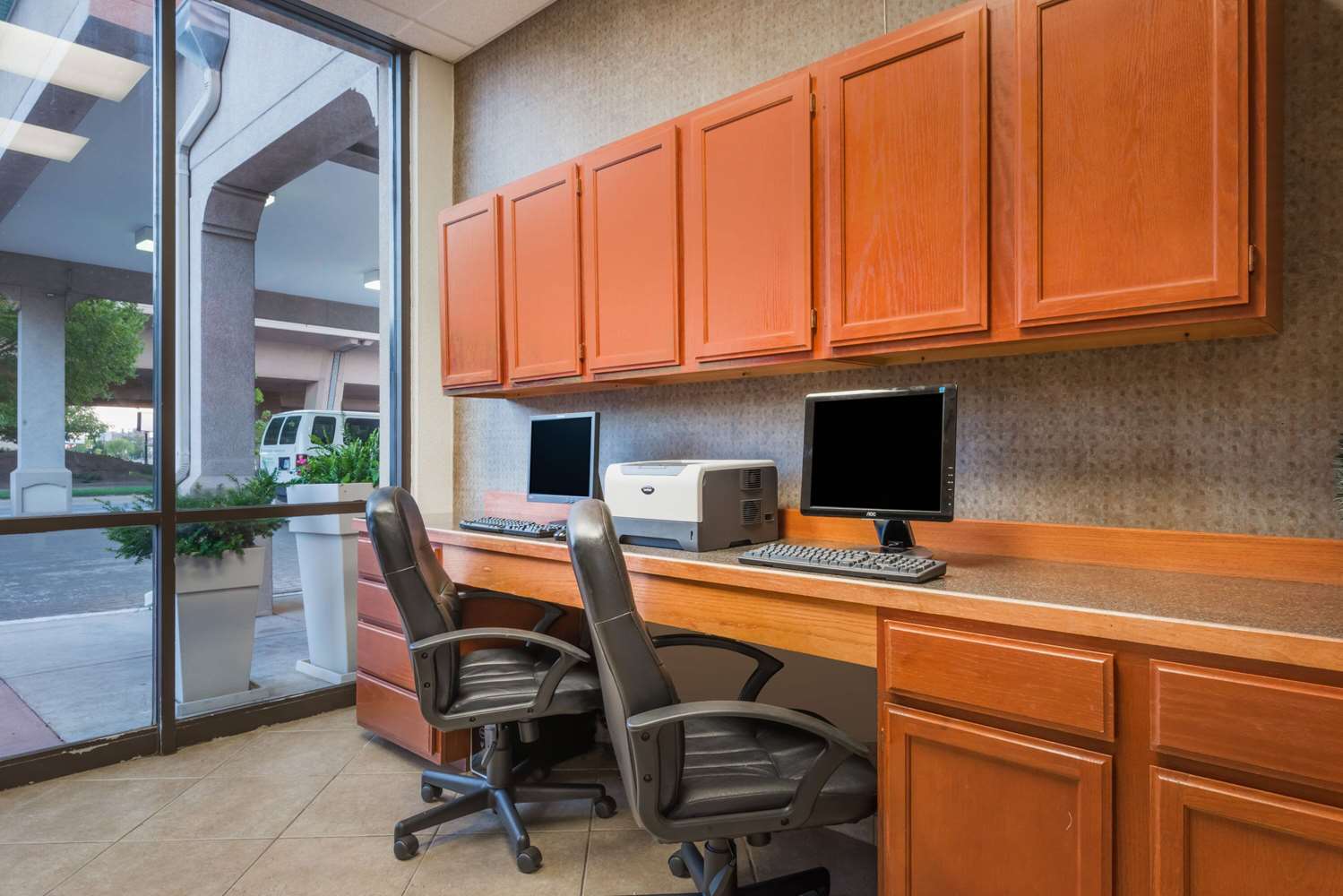 Wyndham Garden Wichita Downtown 36/47