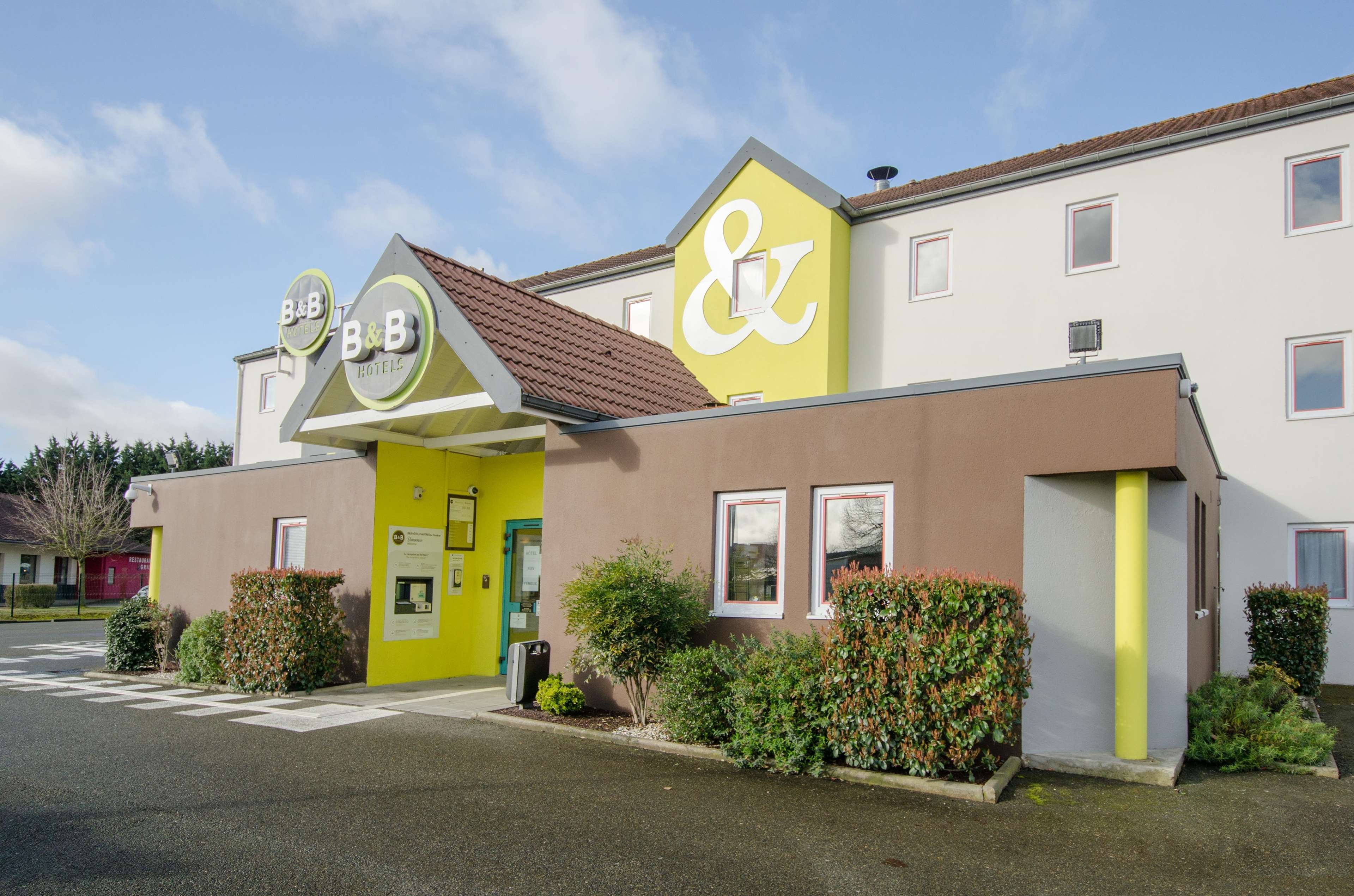 B&B HOTEL Chartres Le Coudray in LE COUDRAY