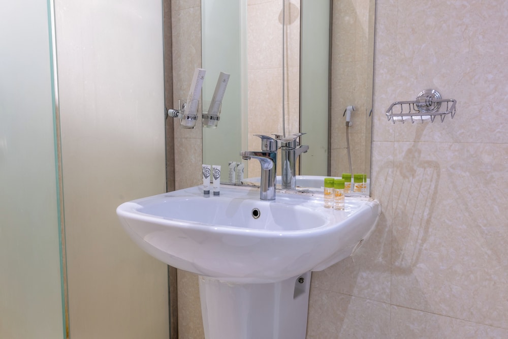 المهيدب النرجس(Al Muhaidb Residence Al Narges - Economic) 43/46