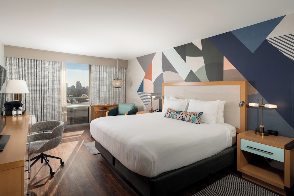 The Beeman Hotel 25/67