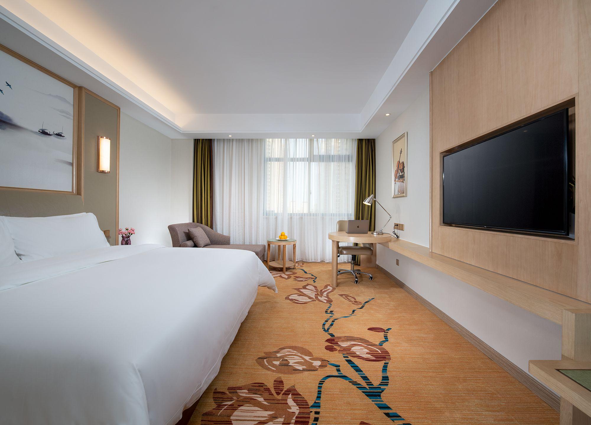 Vienna Hotel (Huaiyuan Xinhe) 9/33