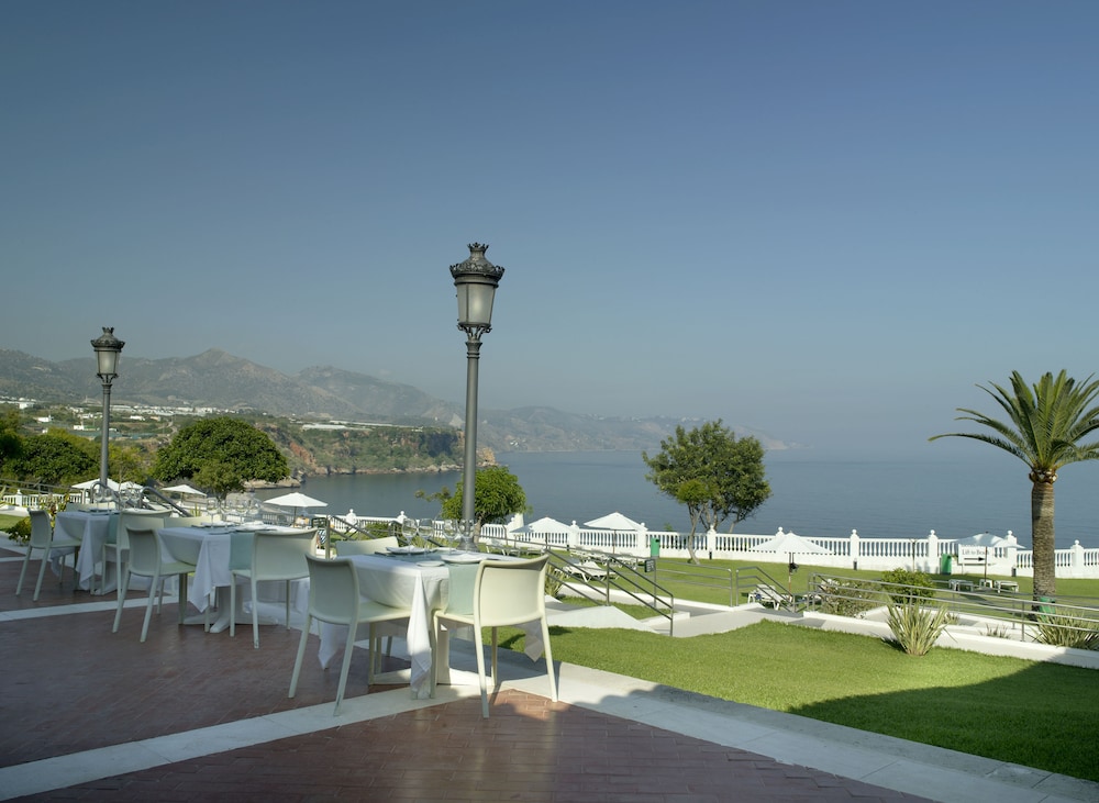 Parador De Nerja 32/50