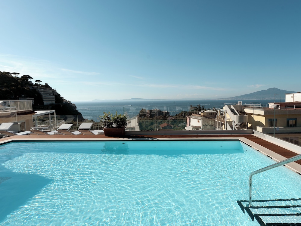Hotel Tirrenia 28/50