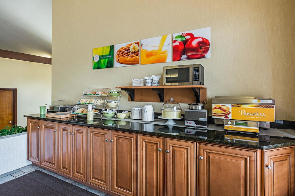 Quality Inn & Suites Frostburg-Cumberland 6/58