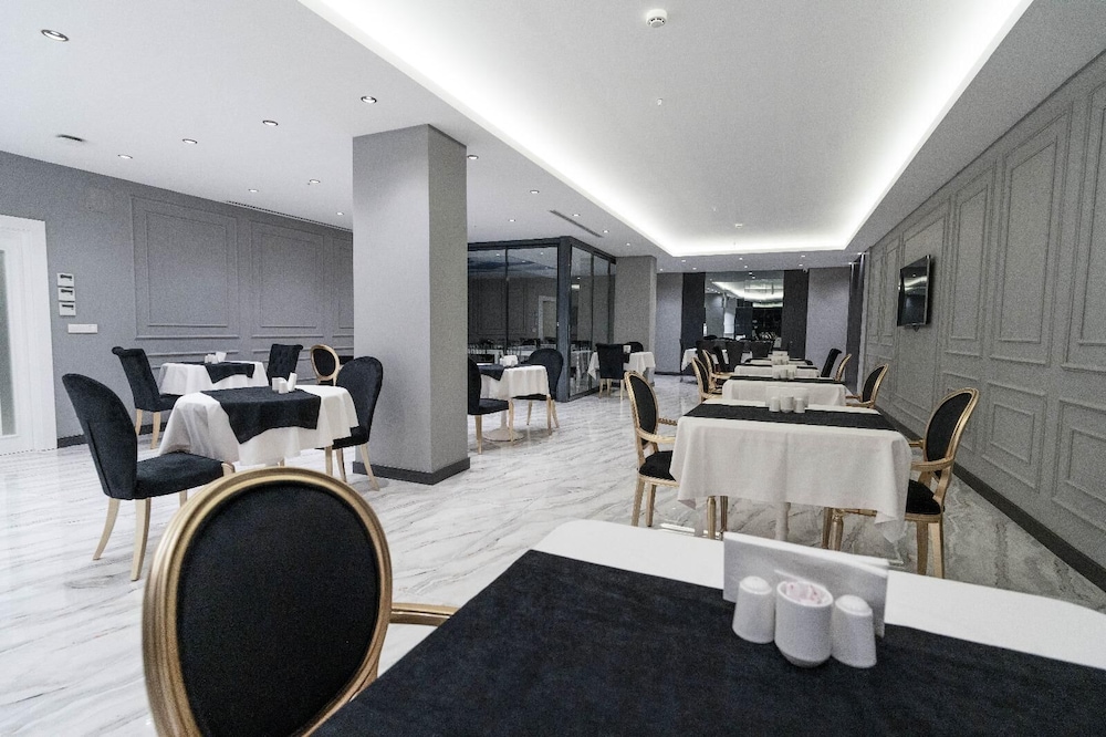 Golden Pearl Boutique Hotel - Adults Only 49/66