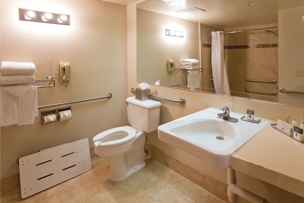 DoubleTree by Hilton Hotel Los Angeles Rosemead 16/42