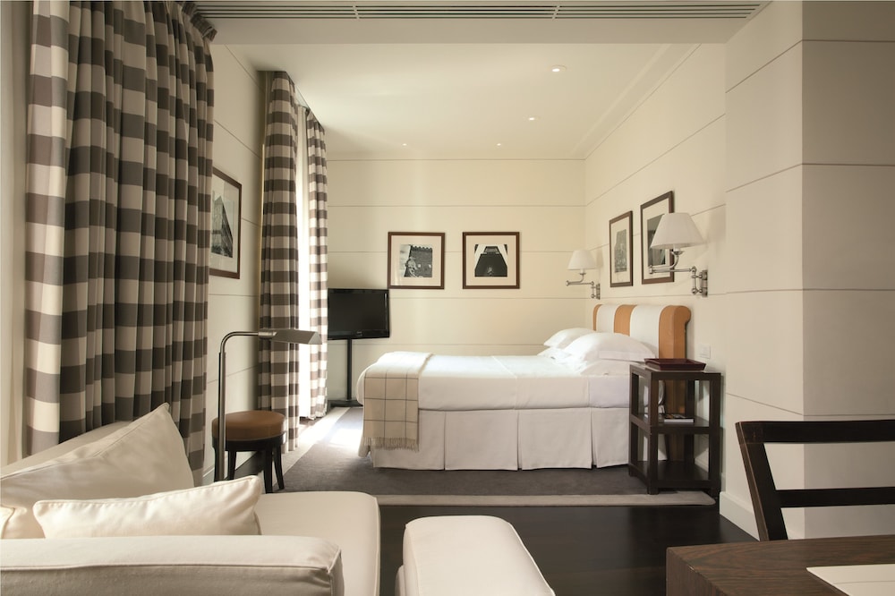 Gallery Art Hotel 13/39