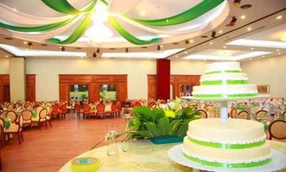 Angkham Hotel 33/46