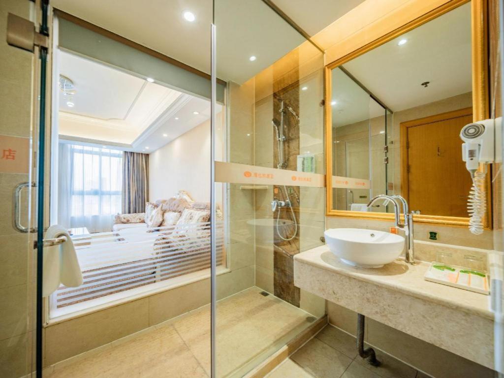 Vienna Hotel (Chengdu Xinfan Furniture City) 54/54