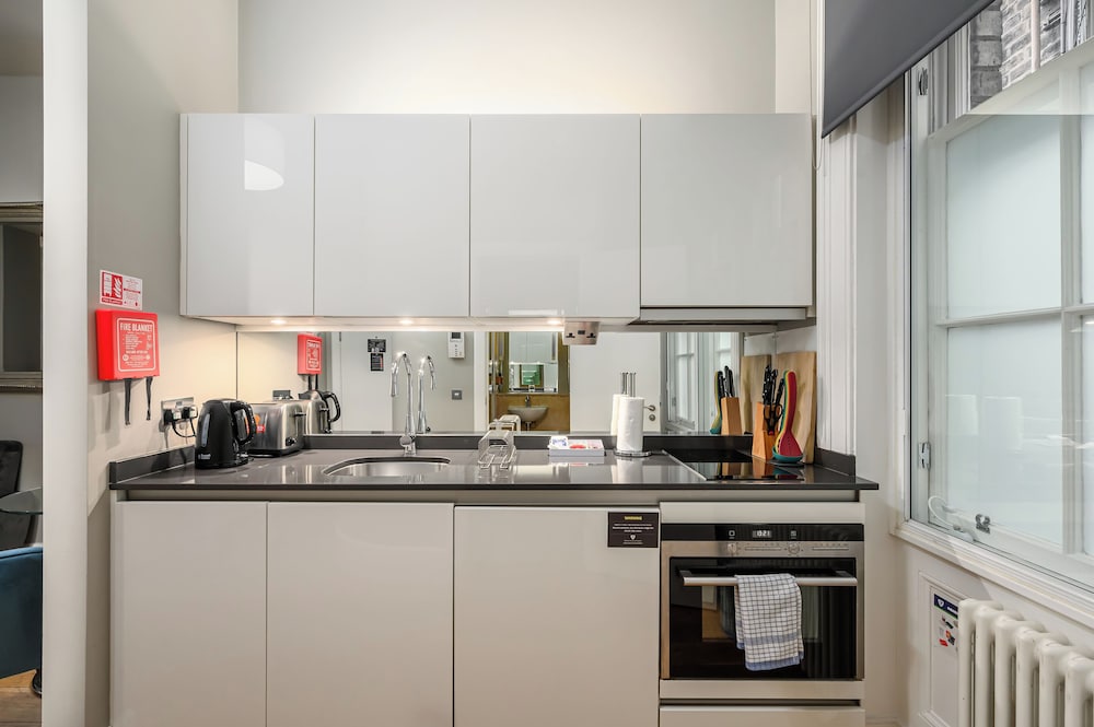 Destiny Scotland - St. Andrew Square Apartments 2/50