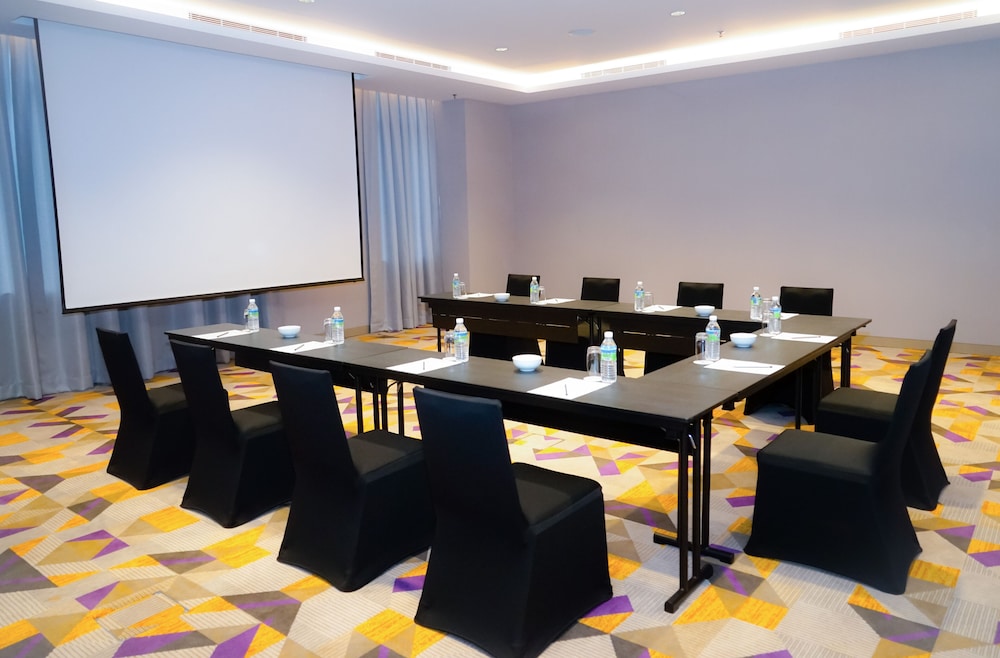 MERCURE KUALA LUMPUR GLENMARIE 38/48