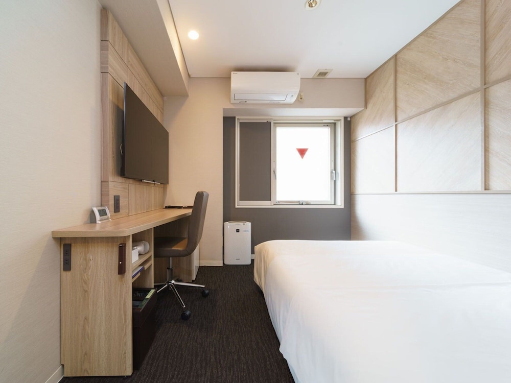 Super Hotel Midosuji Line Esaka 31/34