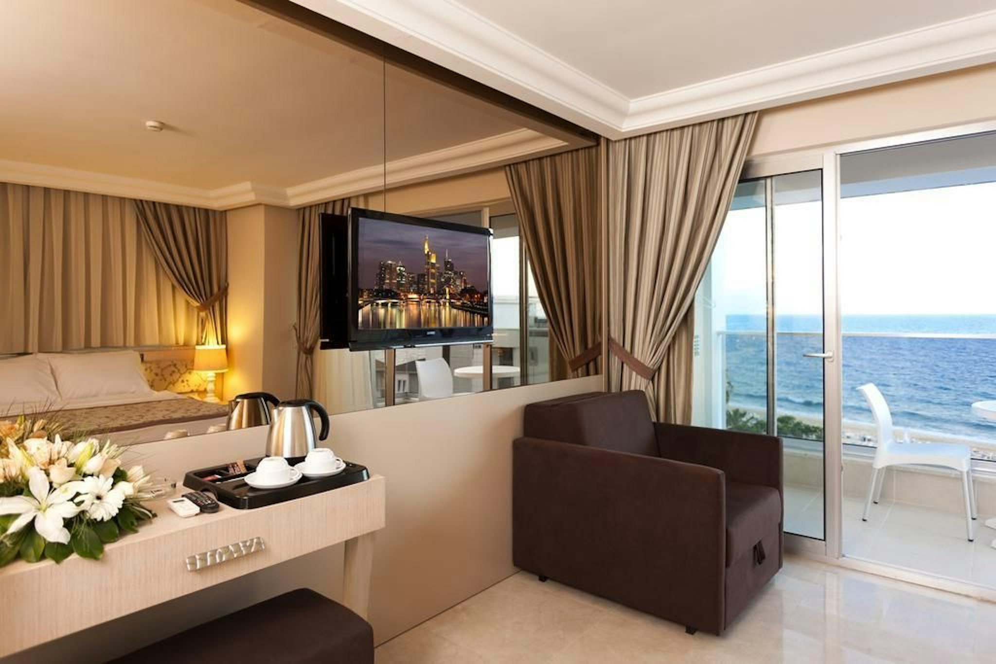 Xperia Saray Beach 17/67